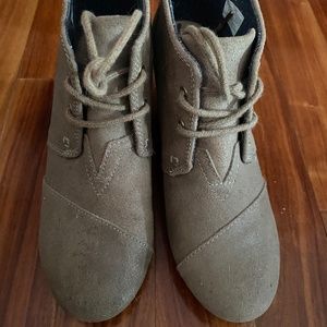 Toms Desert Wedge Bootie